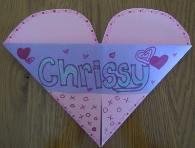 how to make a valentine card holder